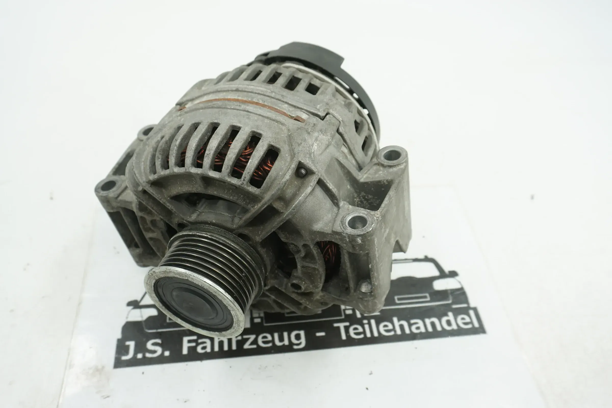 Lichtmaschine 140A 06B903016AB VW Golf 6 Passat 3C Audi A3 8P A4 B6 B7 - Bild 1