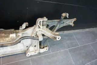 Achsträger Achsträger Audi A3 8P VW Golf 5 Touran Träger Vorderachse 1K0199369F - Bild 2