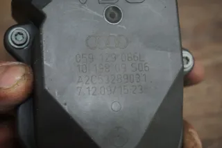 Originale VW Drosselklappenstutzen Stellmotor 3,0 4,2 TDI 059129086L - Bild 5