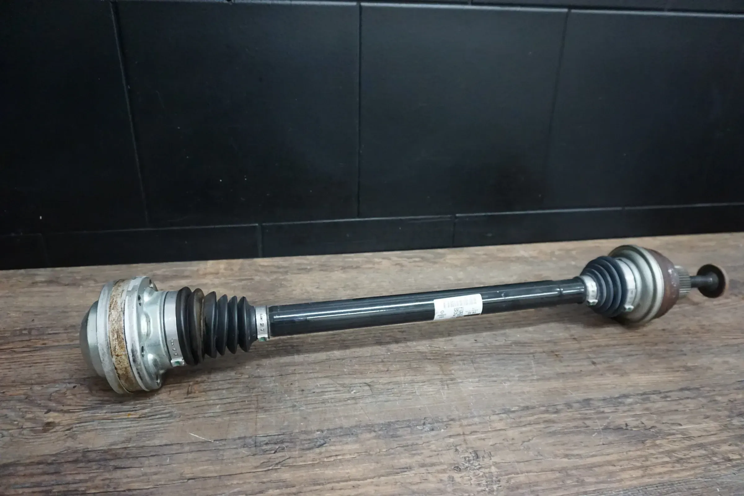 Audi Q5 8R A6 4G Antriebswelle Gelenkwelle hinten 8R0501203C - Bild 1