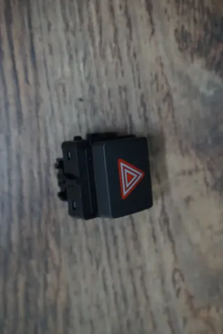 Audi A6 A7 4G Warnlichtschalter Schalter Warnblinker Taster Knopf 4G0941509 - Bild 1