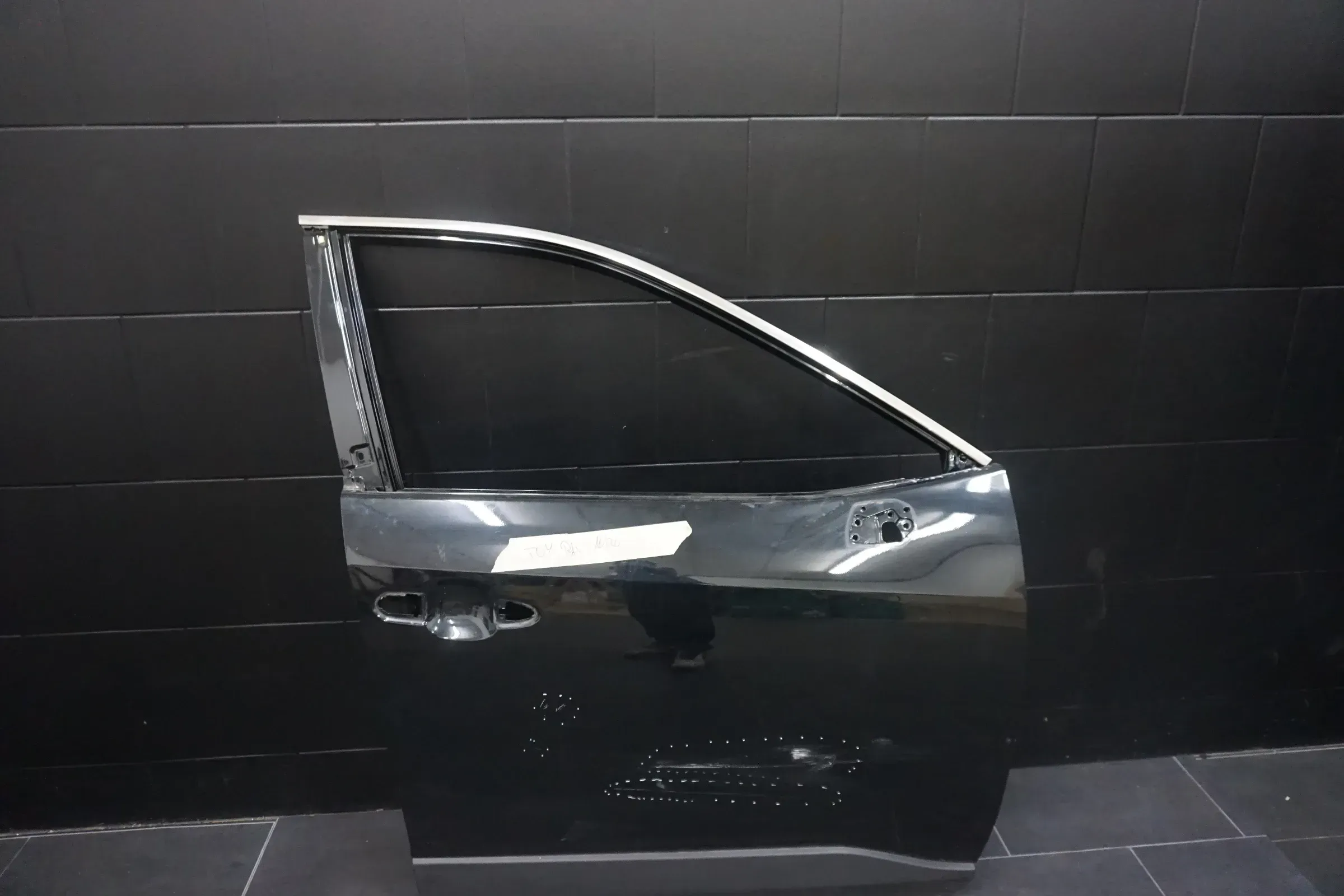 TOYOTA RAV4 Hybrid Tür vorn rechts vorne 4x2 Advance 67001-42161 - Bild 1