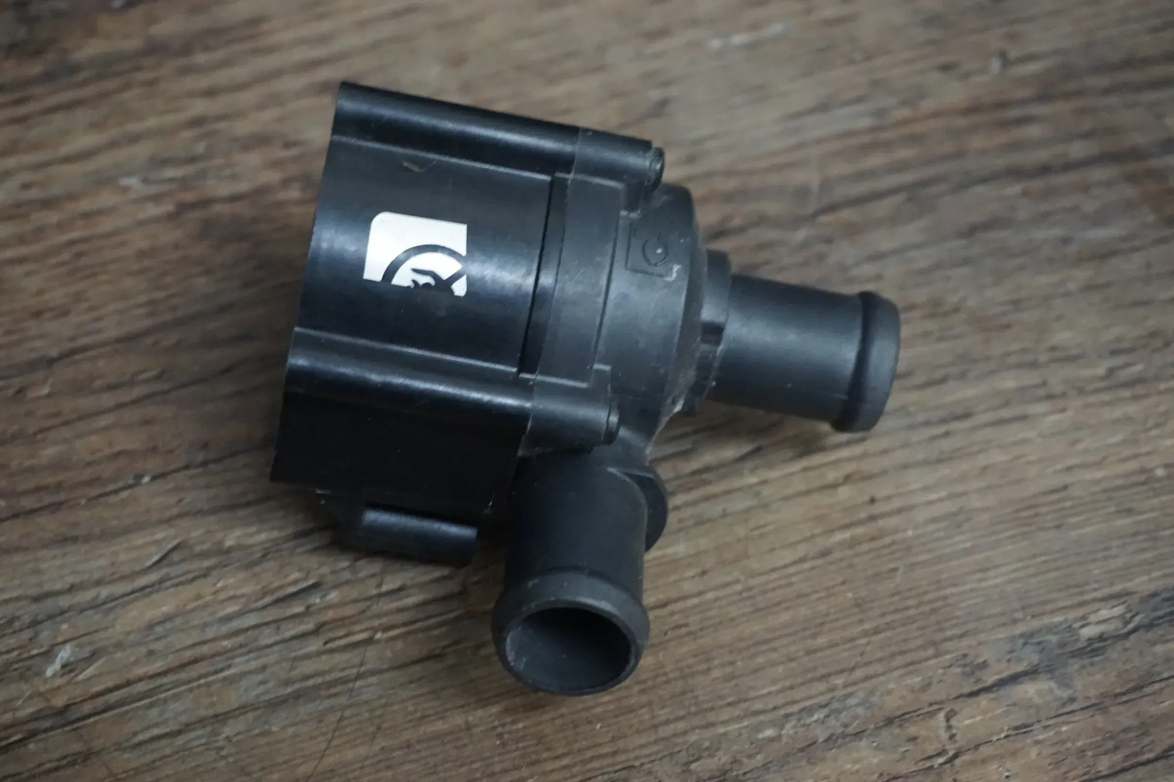 Audi A4 8K A5 8T Q5 8R A6 A7 4G A8 4H Kühlmittelpumpe Wasserpumpe 06H121601H - Bild 1