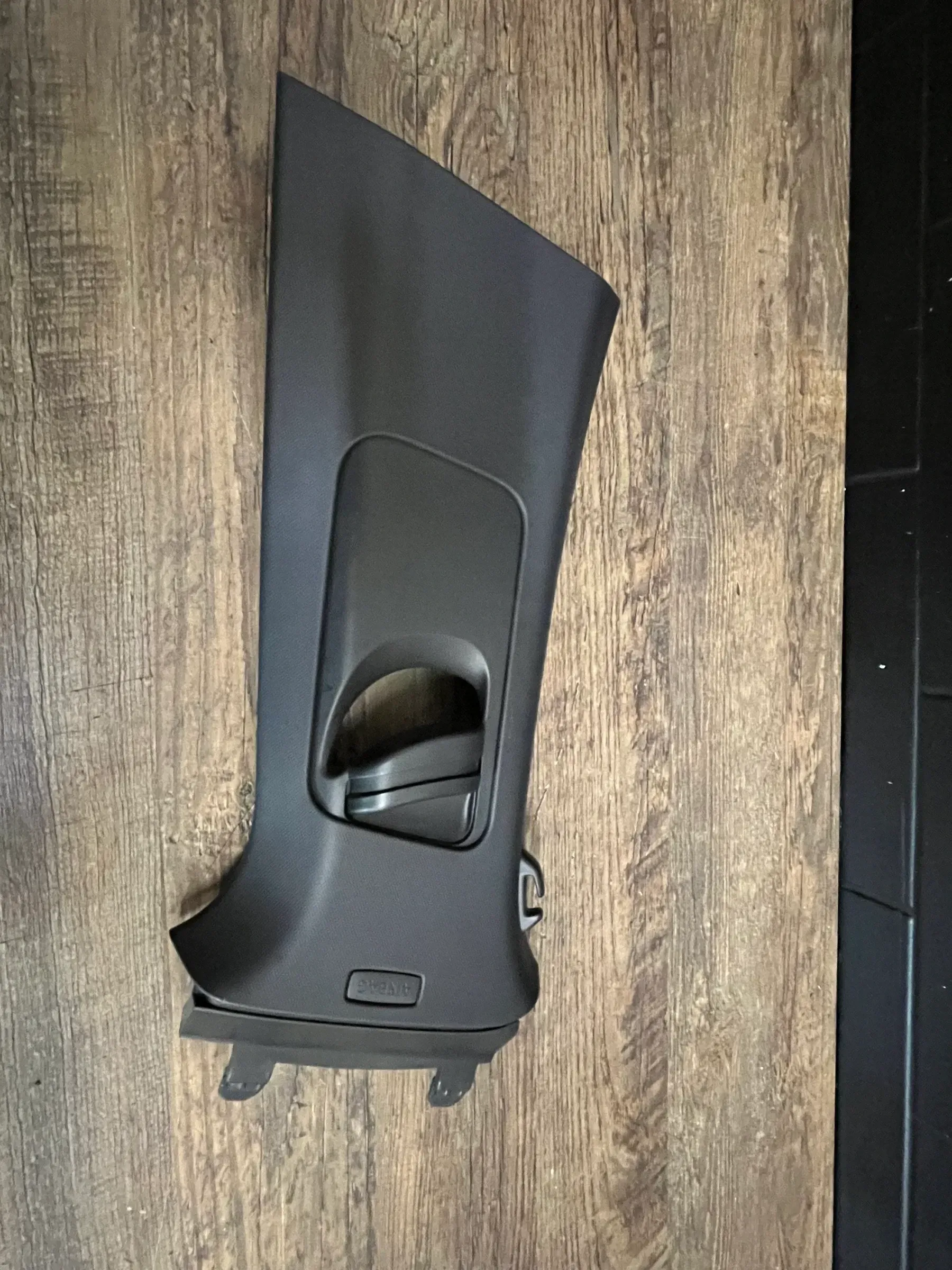 VW Polo VI Säulenverkleidung B-Säule rechts Schwarz 2G4867243C - Bild 1