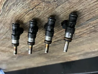 4x Audi A1 8X A3 8V TT 8S VW Einspritzventil Einspritzdüse Ventil 06L906031a - Bild 2