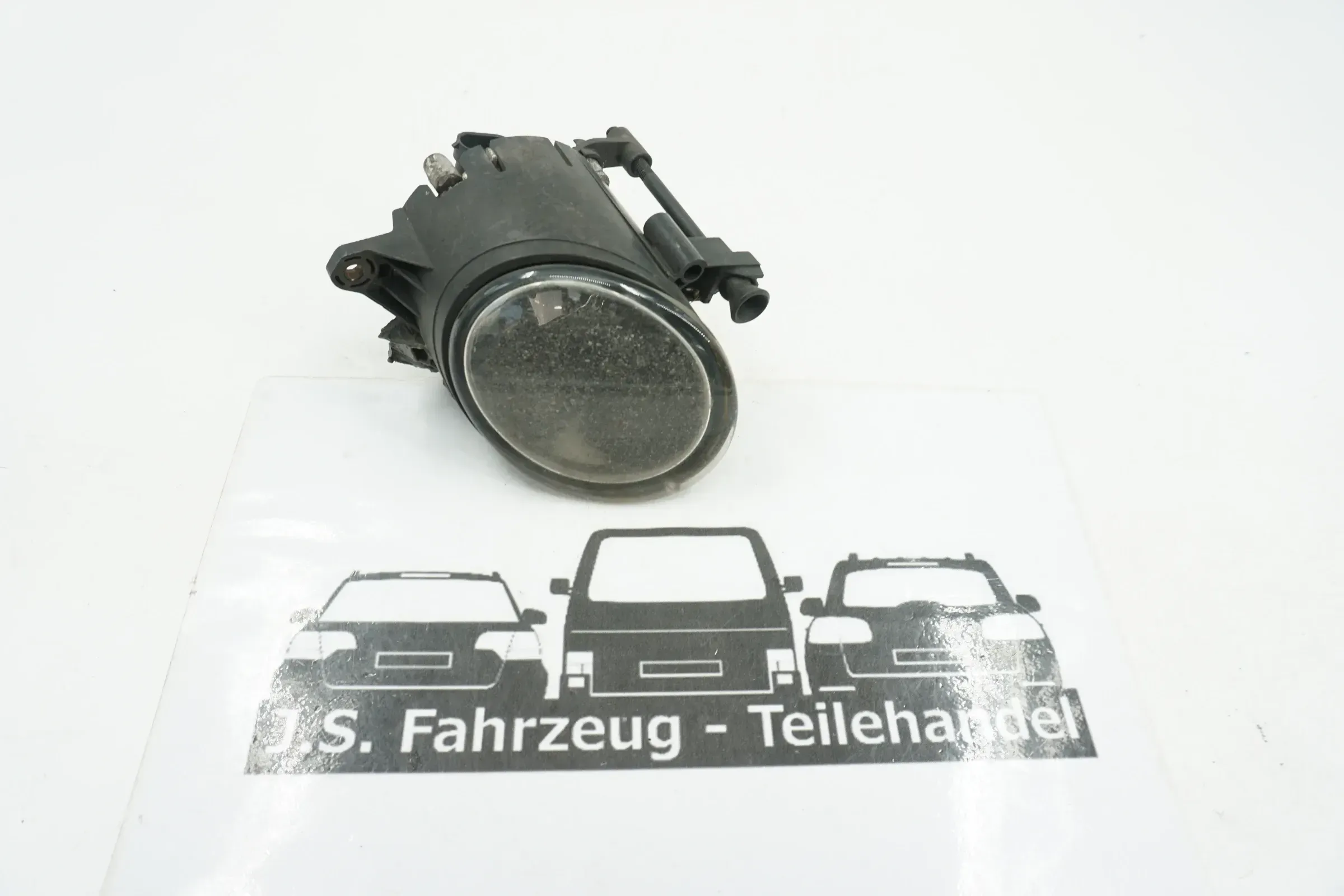 Audi A4 8E Nebelscheinwerfer links NSW Nebellicht 8E0941699 0305063001 - Bild 1