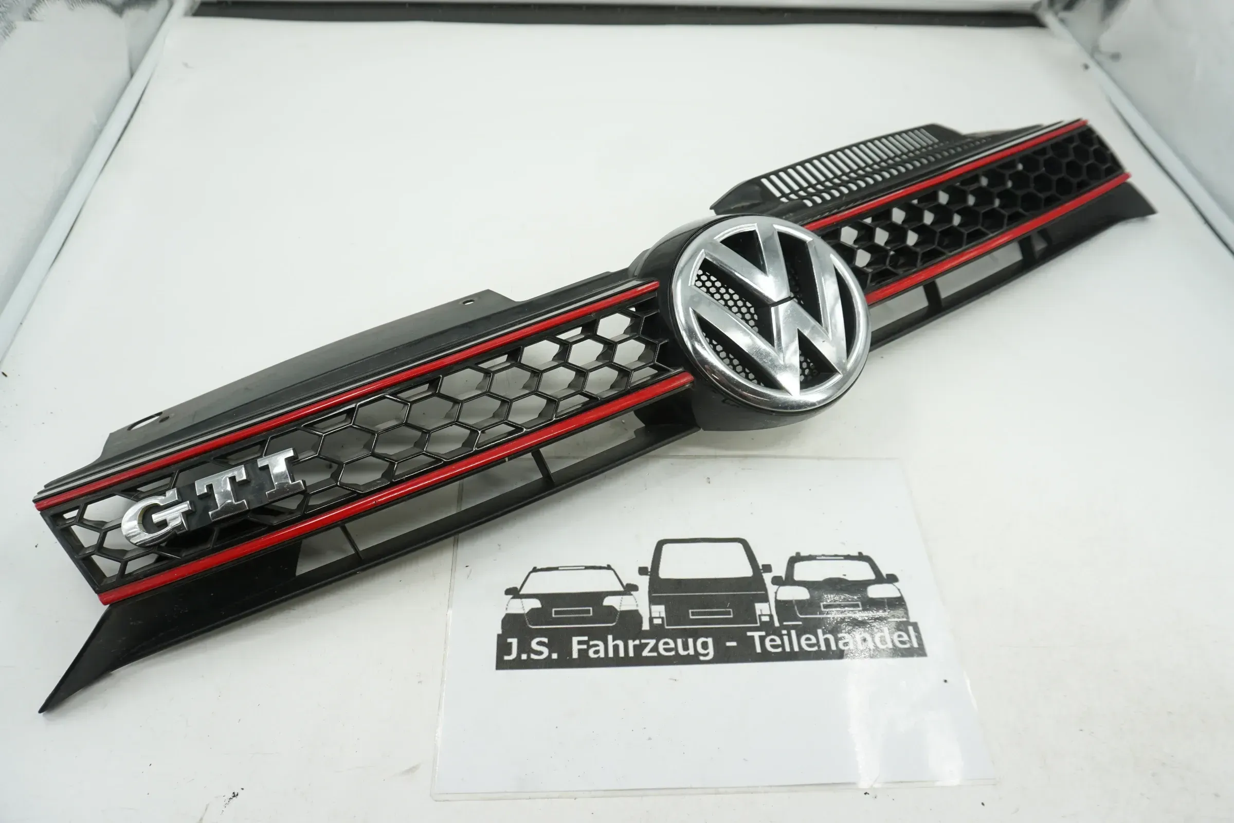 Kühlergrill Volkswagen VW Golf 6 VI GTI Grill FRONTGRILL 5K0853651C Kühlergitter - Bild 1