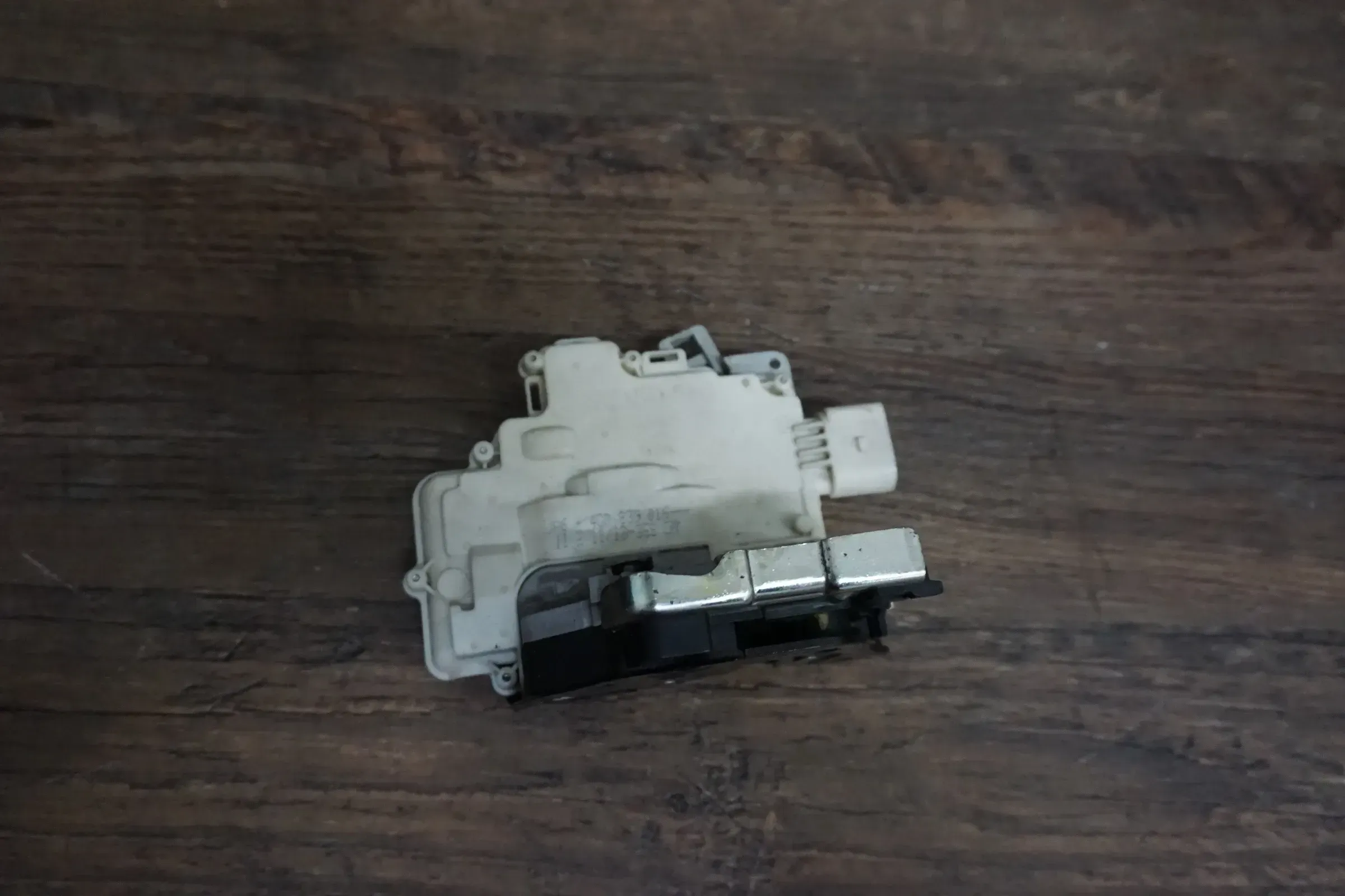 Audi Q2 GA A3 8V A6 4G Q7 4M Türschloss Schloss Tür hinten rechts 4G0839016E - Bild 1