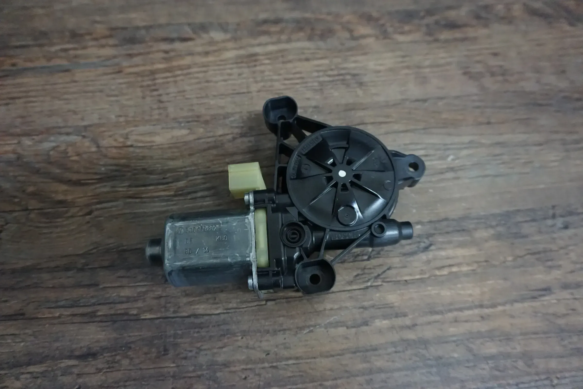 Fensterhebermotor VW Golf VII 7 Sportsvan vorne rechts 5Q0959802B Original - Bild 1
