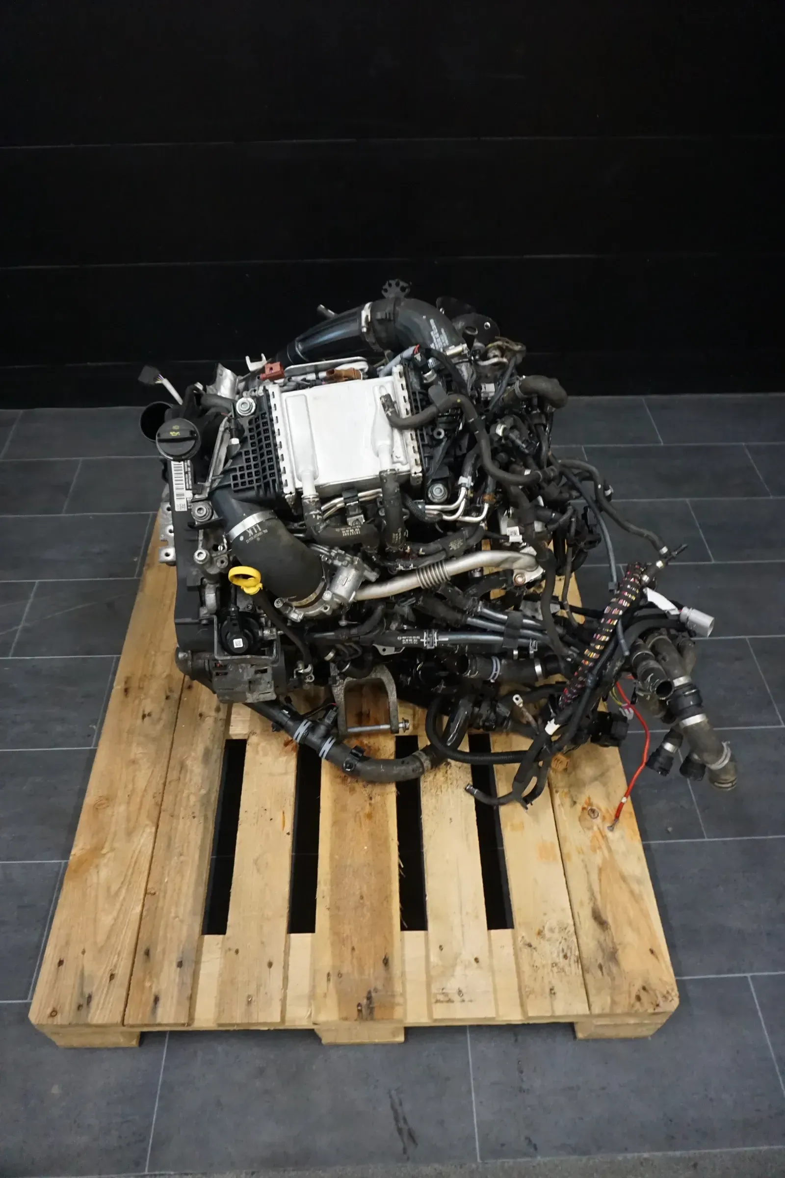 Motor VW Volkswagen Transporter T6 2,0 TDI DNAB DNA 04L100039C 89000km - Bild 1