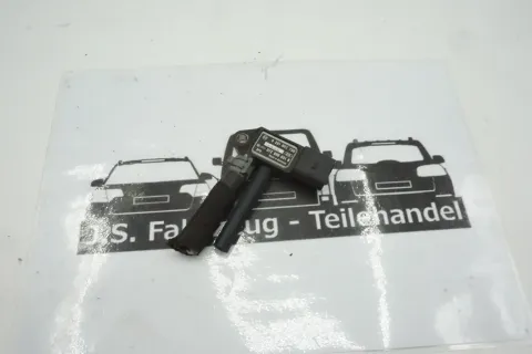 Background image for Original VW Audi Seat Skoda Differenzdruckgeber Abgasdrucksensor 059906051A