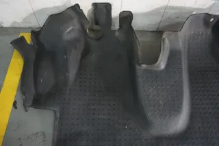VW Transporter Bodenteppich Vorne 7H1863711Q BJ13 Bodenbelag Teppich T5 - Bild 4