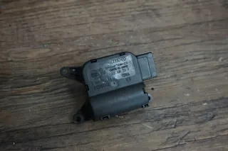 VW T5 Multivan Stellmotor Heizung Klima Lüftung links 7L0907511 Delphi - Bild 1