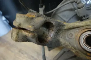 Achsschenkel Radnabe Radlagergehäuse vorne rechts VW Golf 5 V GTI 2.0 TSFI  TOP - Bild 4