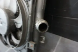VW Golf 5 V GTI 2.0TFSI Kühlerpaket Kühler Front Wasserkühler 1K0121207AD - Bild 6