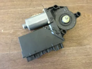 Original VW Touareg 7L Fensterhebermotor hinten rechts 3D0959794E 7L0959704 B - Bild 2