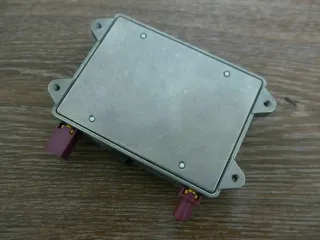 Audi A4 8E A6 4B A3 8P Antennenverstärker 8E0035456B Original *TOP* - Bild 2