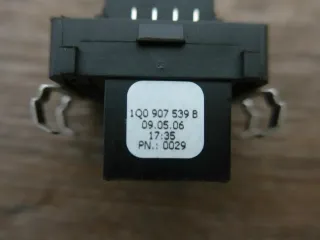 1Q0907539B original Sonnensensor Sensor VW EOS 1F Tiguan Scirocco Klimaautomatik - Bild 4