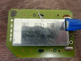 Audi A4 8E B7 Antennenverstärker Weiche Antenne Verstärker 8E5919889 - Bild 3