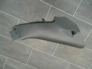 Original VW Touareg 7P6 Verkleidung Säule C unten rechts schwarz 7P0867766D - Bild 1