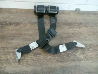 VW Golf 6 1K 08-12 Gurt Sicherheitsgurt HL + HR 3 -Türer HINTEN 1K6857806AA +805 - Bild 1
