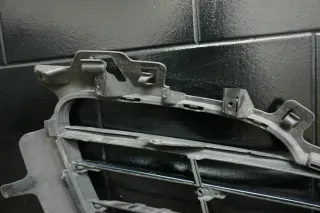 Original Porsche 981 Boxster rechts Vorne Stoßstange Gitter Grill - Bild 5