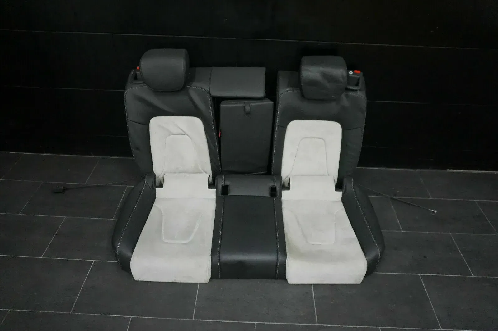 Audi A5 Coupe 8T Rücksitzbank Rückbank Sitzbank Sitz hinten Alcantara weiß Leder - Bild 1