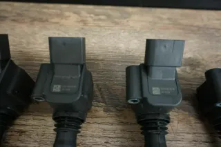 1x Stück Audi A4 8W A5 F5 2.0 35TFSI 06H905110L Zündspule mit Zündkerzenstecker - Bild 6