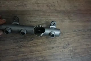 Audi VW 3,0 TDI Einspritzleiste Druckregler Kraftstoffverteiler 059130090AB - Bild 6