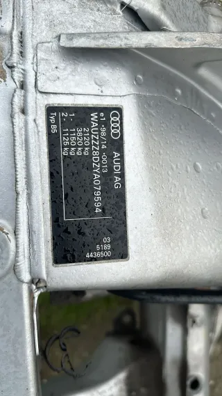 Audi S4 B5 8D Karosse Karosserie BJ 2000 Vollausstattung Deutsch - Bild 4