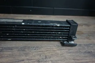 Audi RS6 4F V10 Ölkühler Kühler 07l117022 - Bild 3