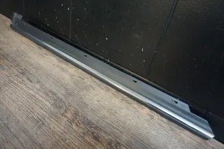Audi S4/RS4 B5 8D Fensterabdichtung Zierleiste Tür HR aussen 8D0853764A/C quarz - Bild 3