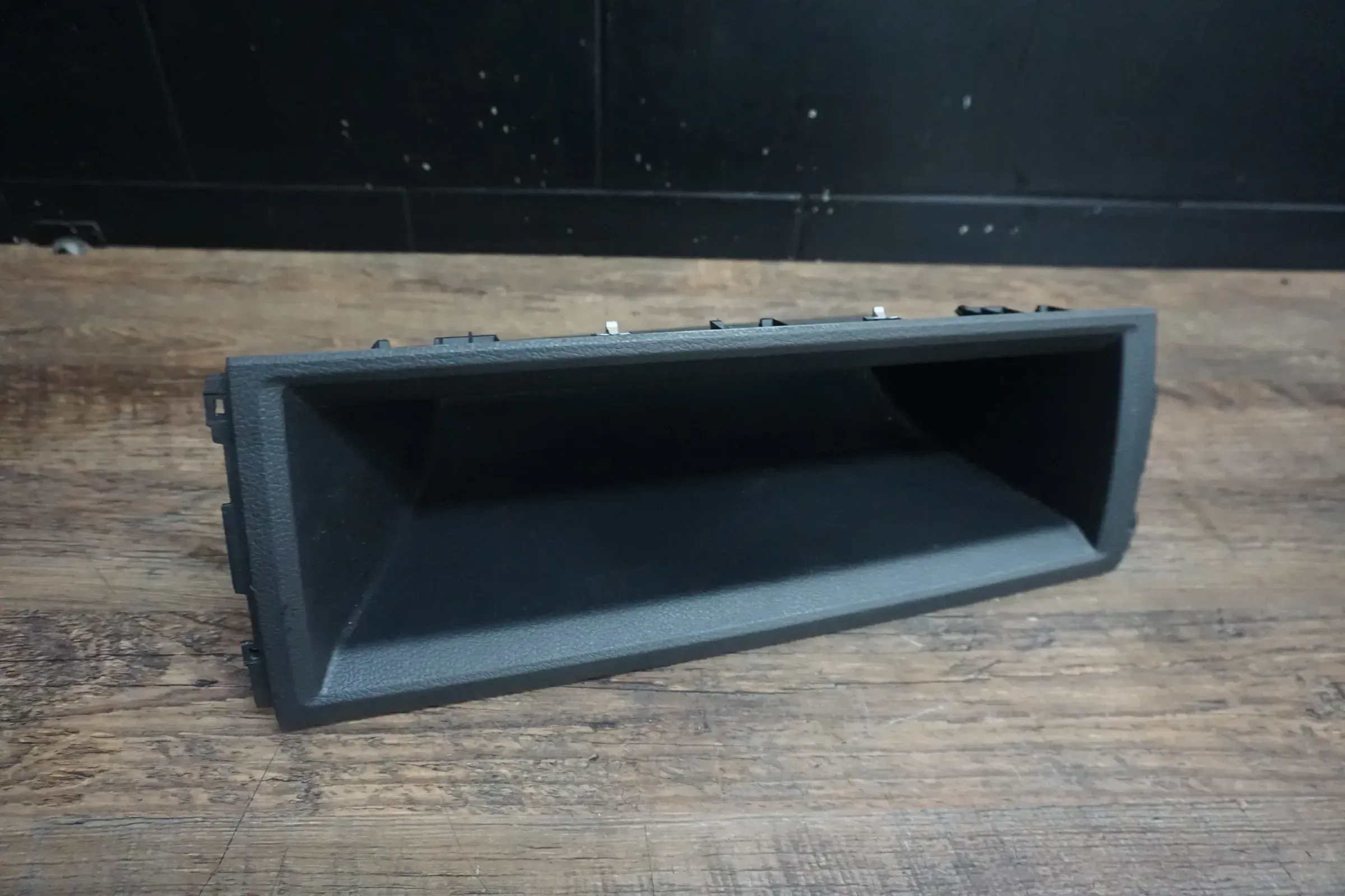 Original VW T6 Transporter Ablagefach Handschuhfach Black 7E1857095L - Bild 1