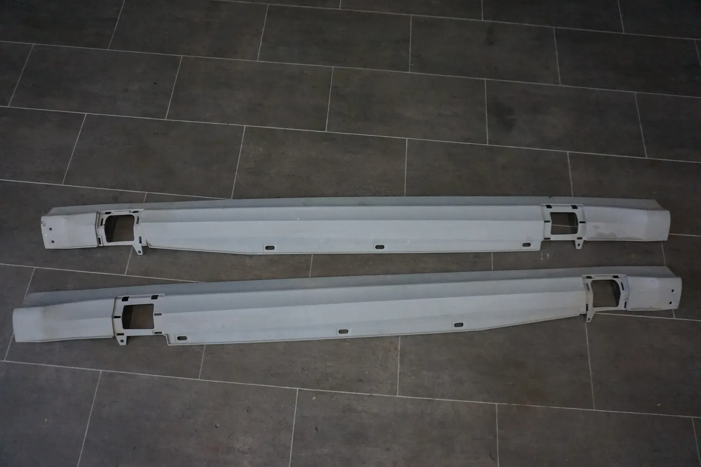 VW UP SKODA CITIGO SEAT Mii Seitenschweller Schweller links rechts 1S0071685 6 - Bild 1