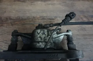 VW Passat 3G B8 original Bremssattel vorn links Bj.2022 TRW 57 VL - Bild 8