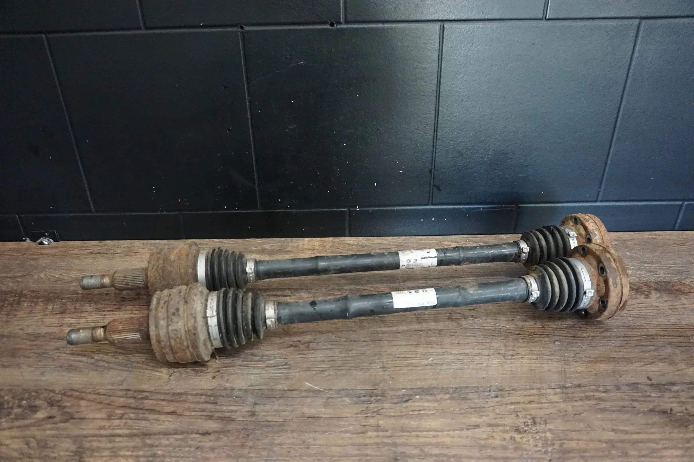 VW T5 4Motion Allrad Antrieb Antriebswelle Gelenkwelle Hinterachse links rechts - Bild 1