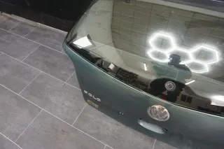 VW Polo 9N3 9N Heckklappe Kofferraumklappe Klappe grün LA6L ohne Anbauteile - Bild 4