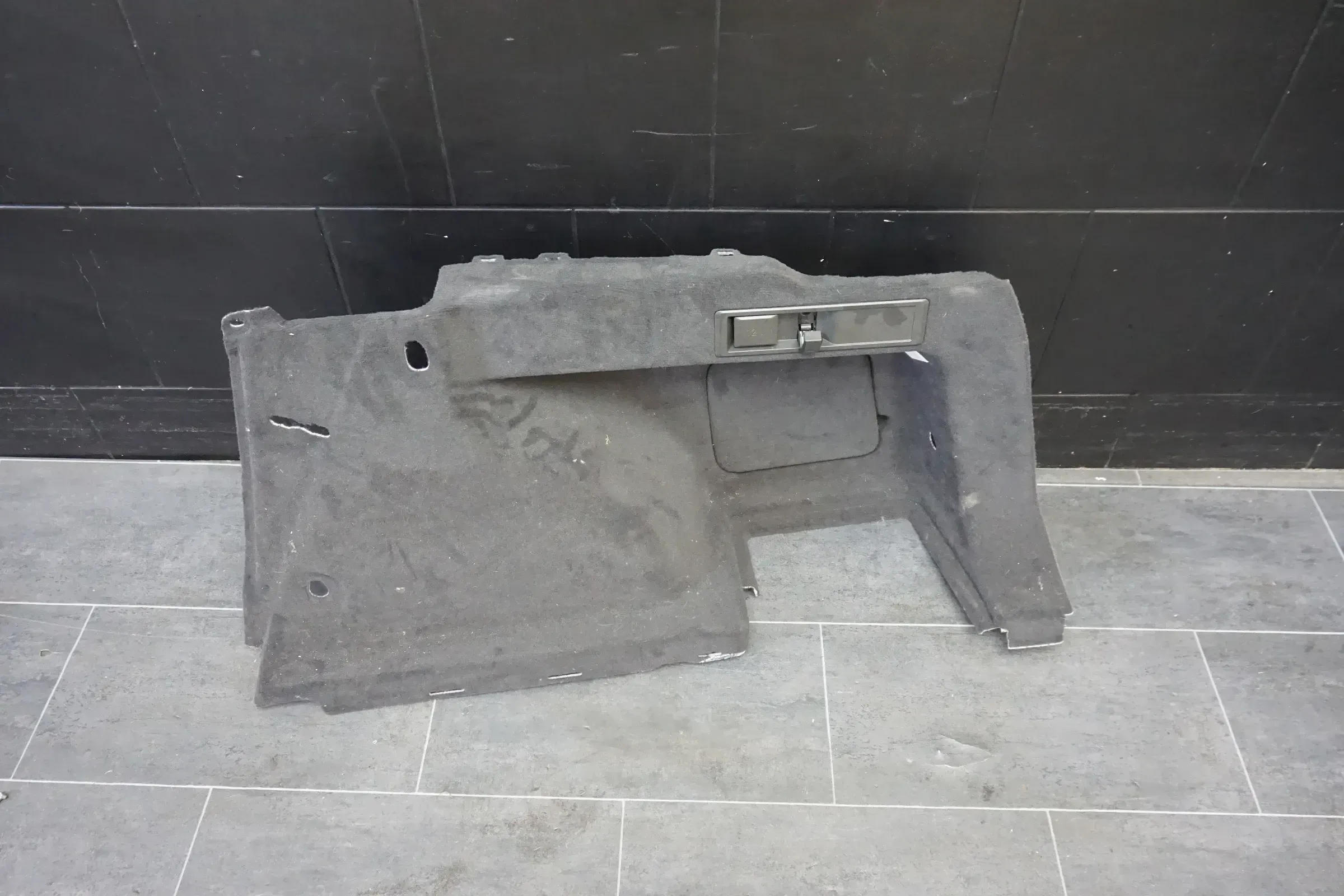 BMW G21 3er Verkleidung Gepäckraum rechts Trunk trim panel right 7450658 - Bild 1