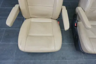 VW T5 T5.1 Multivan SITZ Sitze Pilotensitze vorne links rechts Leder Beige - Bild 5