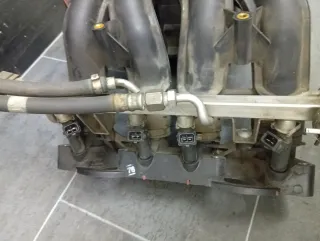 VW Passat 3BG Ansaugbrücke Ansaugkrümmer 06B133200D 1.6 Ansaugung - Bild 5
