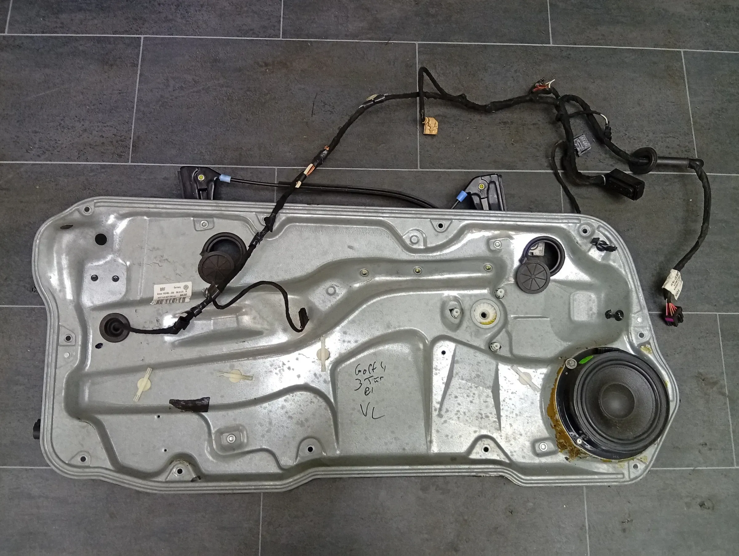 VW Golf 4 Fensterheber Platte elektrisch 3 Türer VL  1J3837729AA - Bild 1