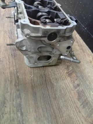 Zylinderkopf VW Passat 3BG Audi A4 8E 1,6 ALZ Benzin Motor 102 PS 75kw - Bild 5