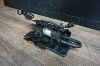 VW T5 2,0TDI 180PS HALTER KRAFTSTOFFPUMPE DIESEL PUMPE 7E0127223 - Bild 3