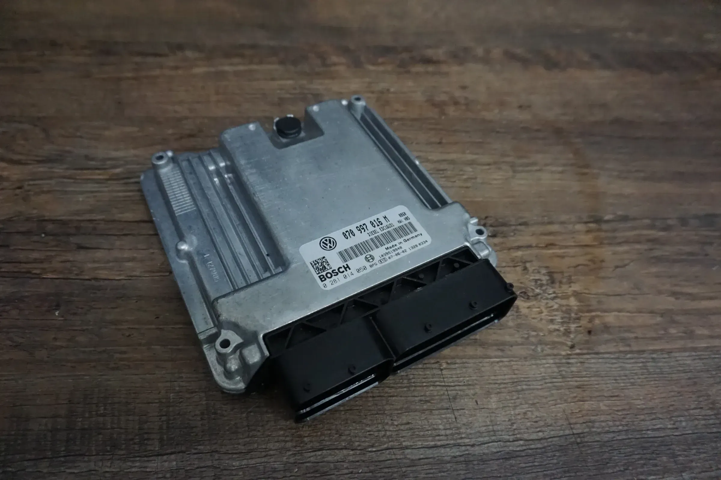 070997016M ECU MOTORSTEUERGERÄT 0281014050 2.5TDI 96kW VW T5 BNZ - Bild 1