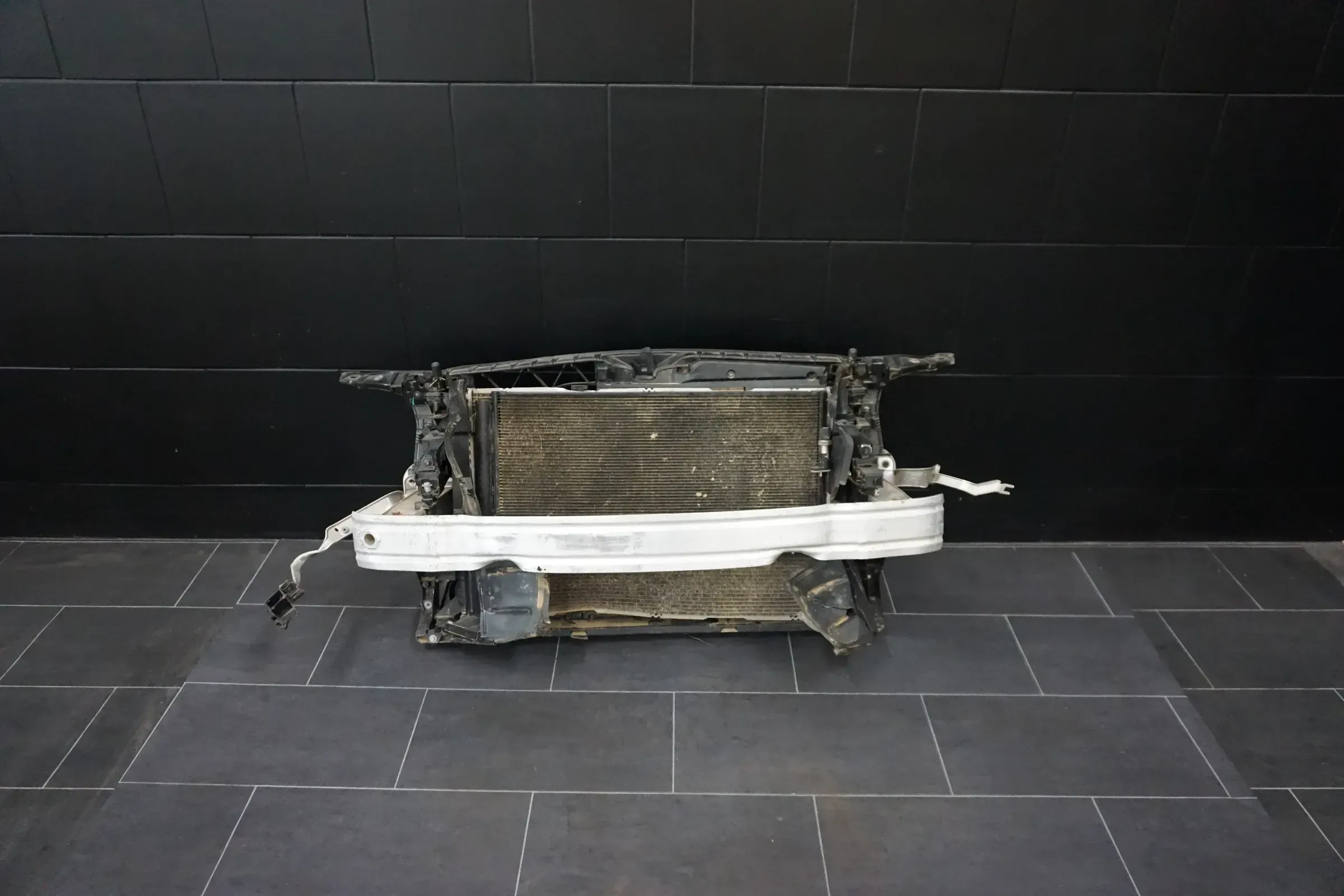 SKODA FABIA 6Y / 1,2 54PS / FRONTPAKET / SCHLOßTRÄGER / KÜHLERPAKET - Bild 1