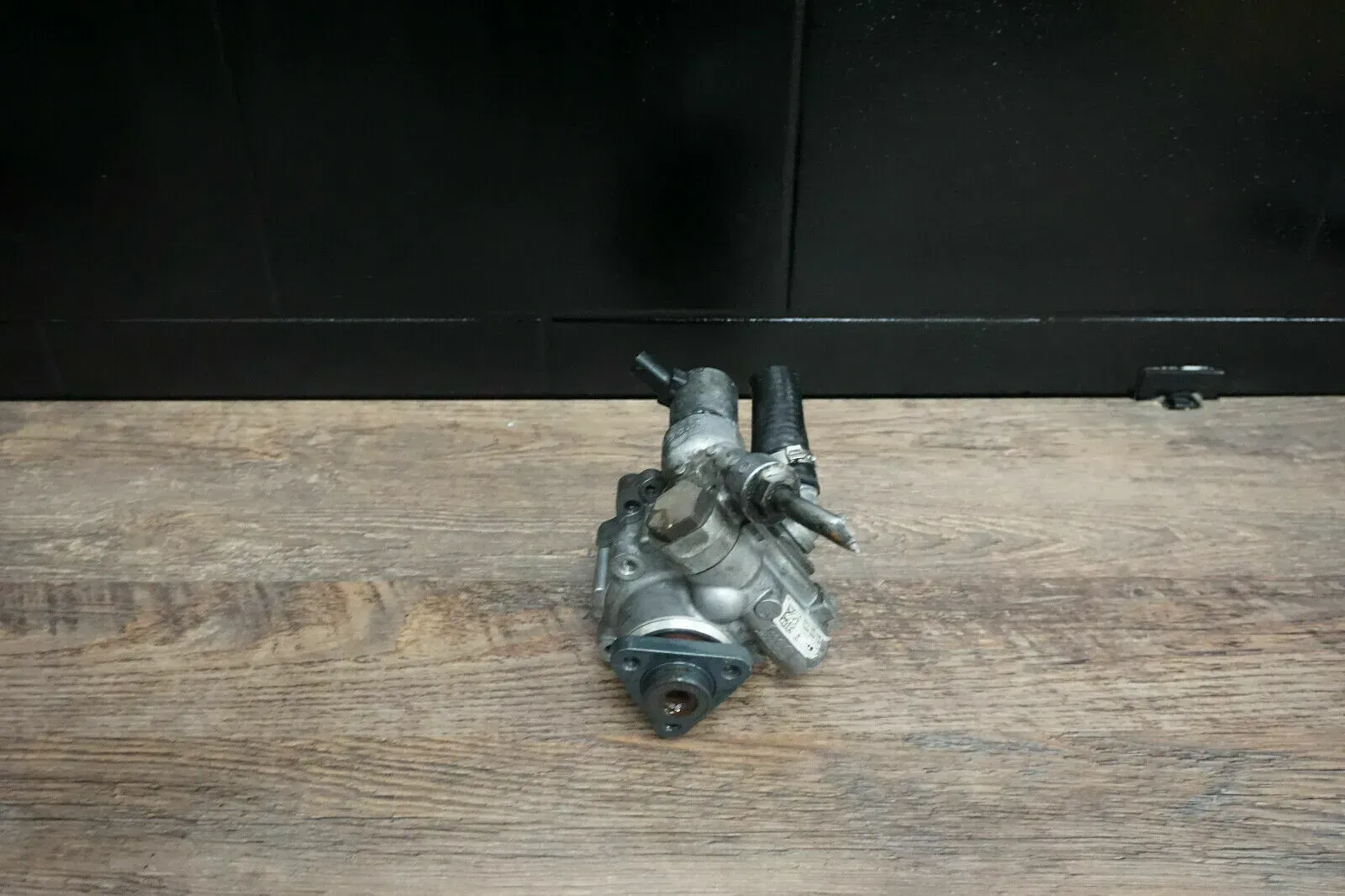 original Audi A4 A5 S4 S5 3,0TFSI 3,2FSI Servopumpe Hydraulikpumpe 8K0145156E - Bild 1