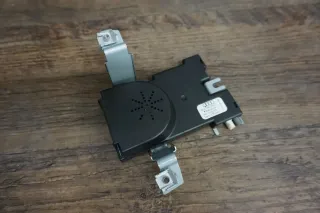 Audi A3 8P Sportback Antennenverstärker Radio Antenne Verstärker 8P4035225D - Bild 1