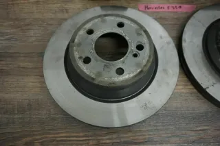 Original Mercedes W212 E-Klasse 350 CDI Mopf hinten Bremse hinten Hinterachse - Bild 2