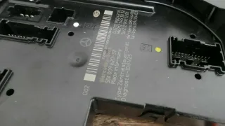 Mercedes E Klasse W212 Steuergerät Zentralelektrik Sicherungskasten 5DK009620-37 - Bild 2