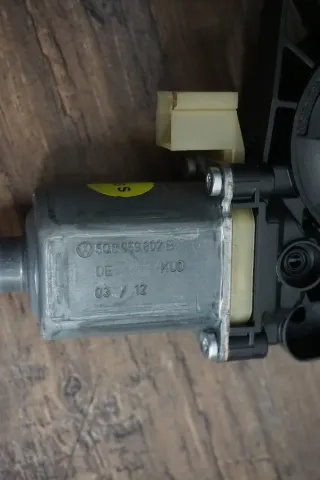 Audi A3 8V VW Golf 7 Fensterhebermotor Fensterheber eFh VR 5Q0959802B - Bild 3